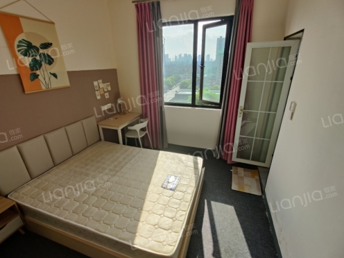 合租·招商晶公馆 3居室 南卧