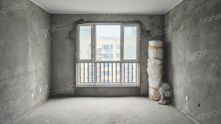 容大中院5号二手房实景图