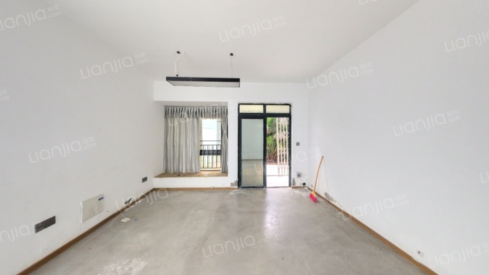 锦上华庭观苑二手房实景图