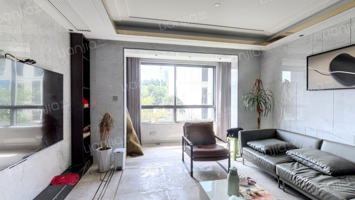 学院十一峰二手房实景图