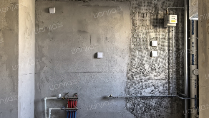 钻石商圈 双卧和客厅朝南三居双卫户型-厨房