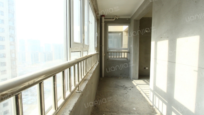 乾和家园  电梯中间楼层 前后无遮挡-阳台