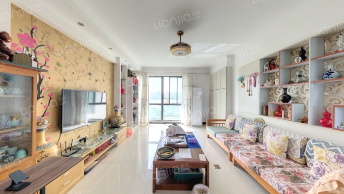 溪湖春晓二手房实景图