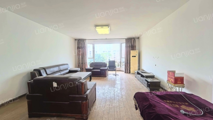 沁心苑二手房实景图