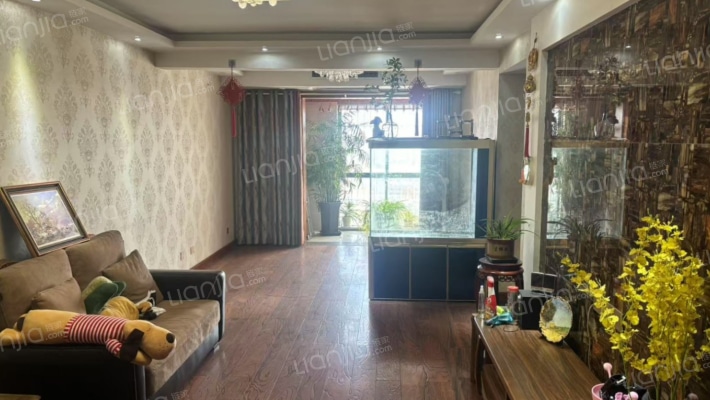 龙城国际二手房实景图