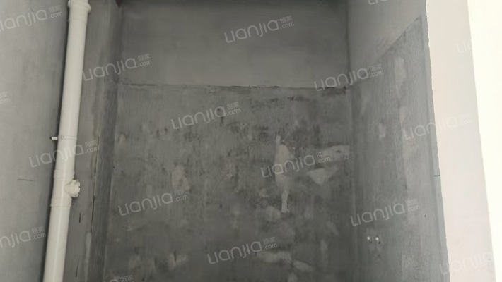 楼位好 楼层好 南北通透三居 毛坯随心装-卫生间B