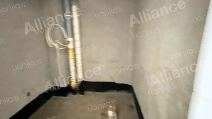 天保青花府 3室2厅 南 北-卫生间B