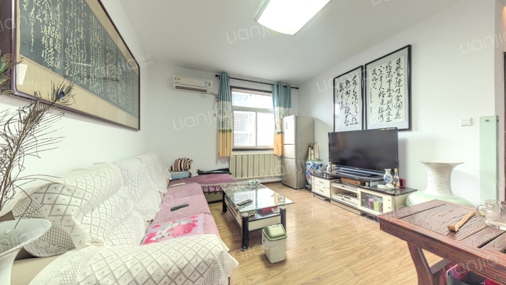 西彩新苑二手房实景图