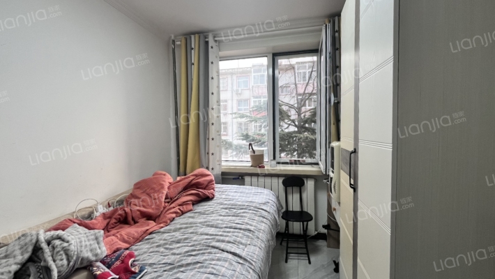 南北通透两居室 满五税费低 停车方便户型方正-卧室B