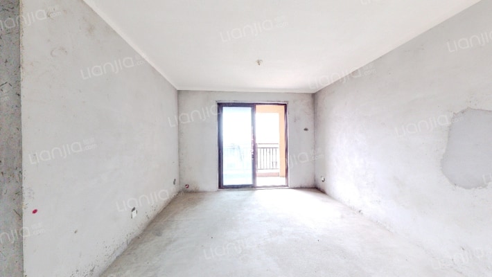 大众湖滨花园二手房实景图