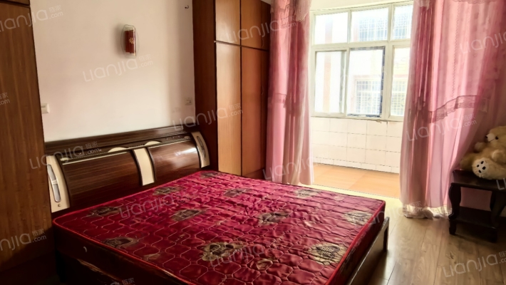 赤壁湖路36号二手房实景图