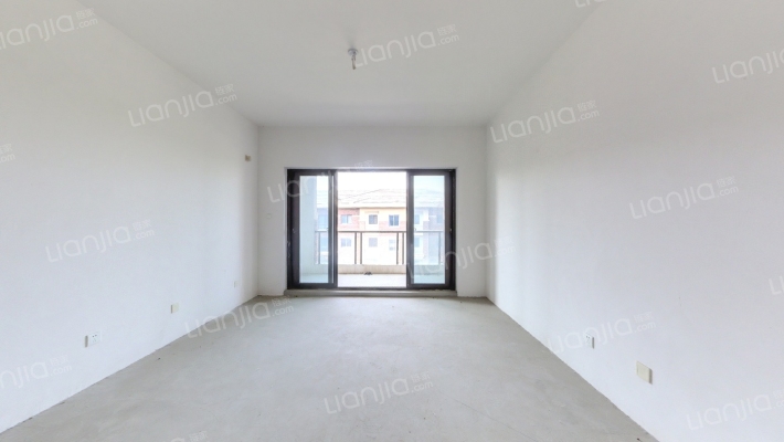 世茂江海天成二手房实景图