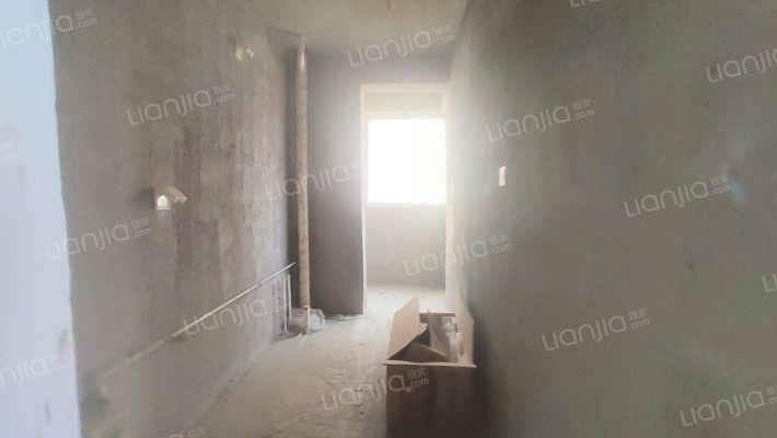 小区位于琉璃河检查站，107国道边，交通方便-厨房