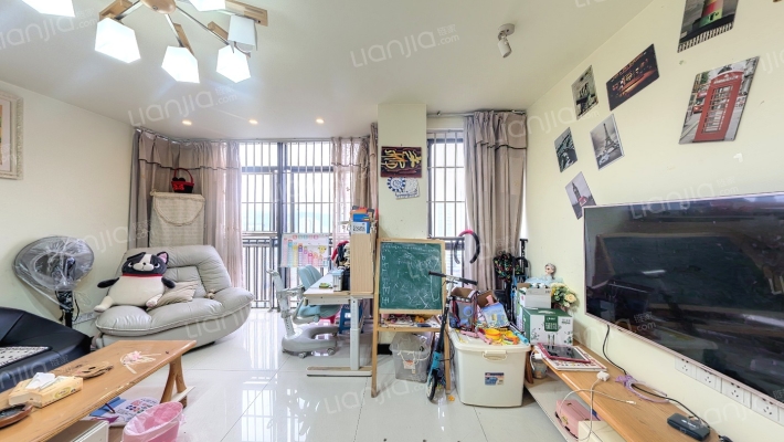 百康年拿铁城二手房实景图