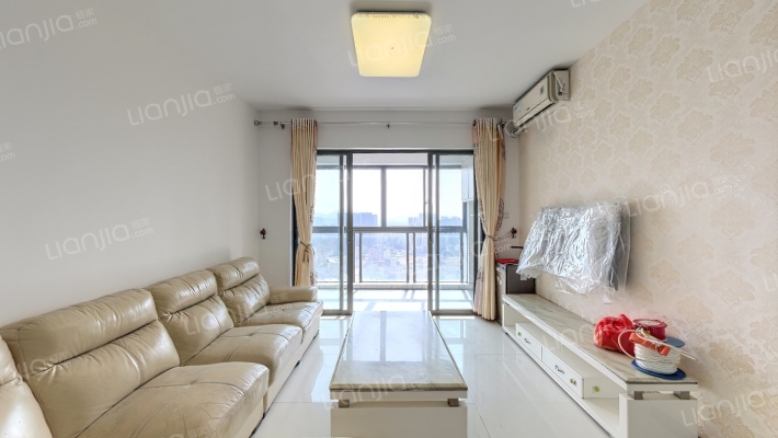 晴朗新地二手房实景图