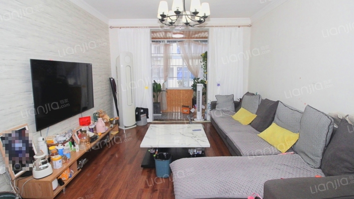 中兴路北段20号院二手房实景图