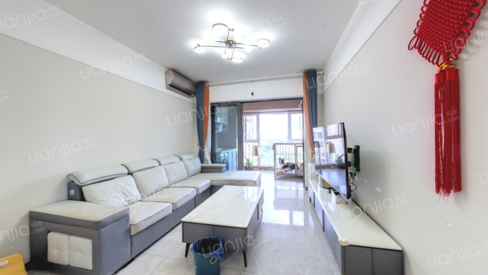 雅居乐江玥二手房实景图