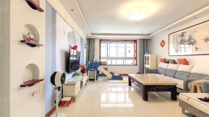 东岸澜庭二手房实景图