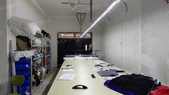 荷花园小区二手房实景图