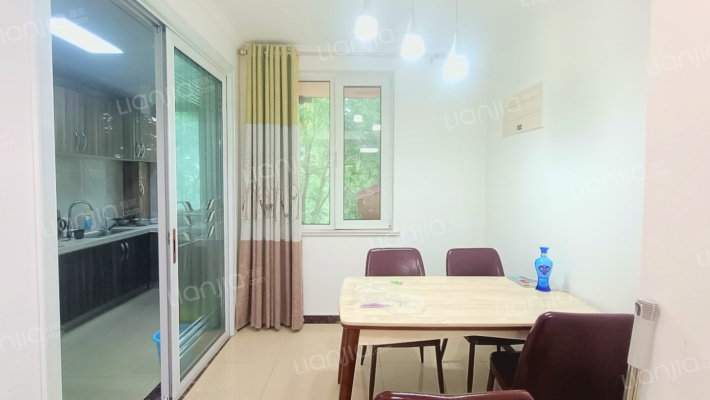 香邑溪谷洋房 简装  南北通透-餐厅