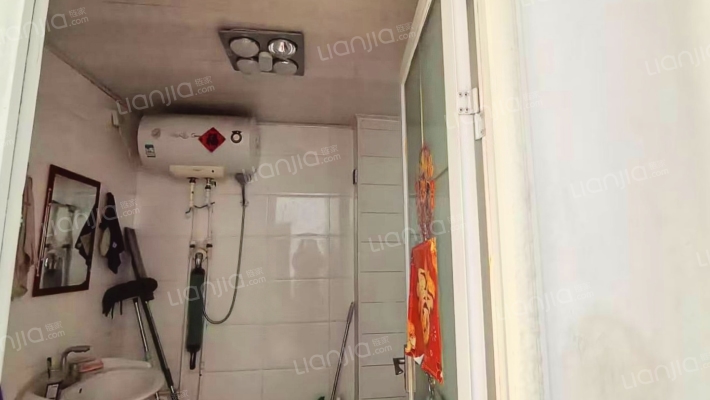 水岸花城大社区·集体供暖·交通便利-卫生间