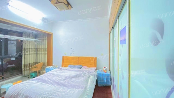 鑫家苑南区二手房实景图