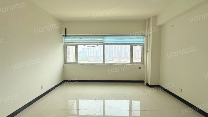 东岳书香苑二手房实景图