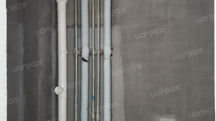 鸿坤理想尔湾 3室2厅 南 北-卫生间B