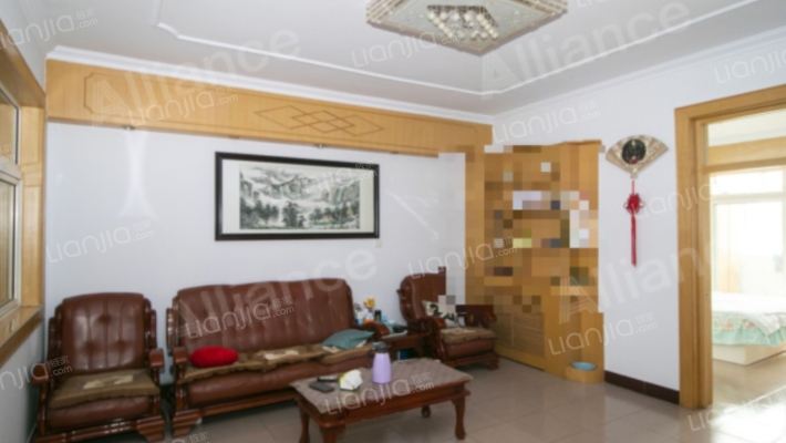 建材家属楼二手房实景图