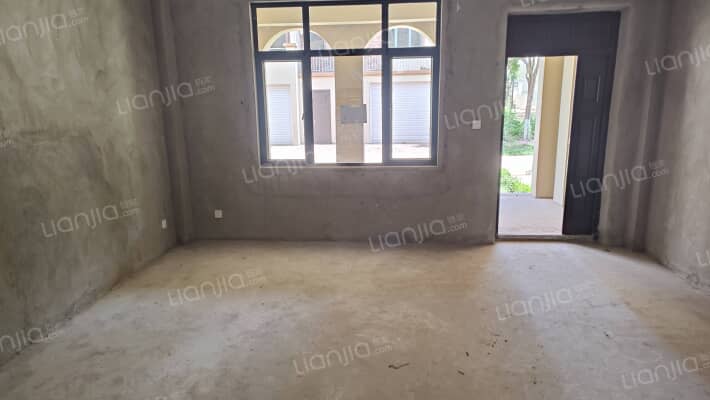 半山醍湾二手房实景图