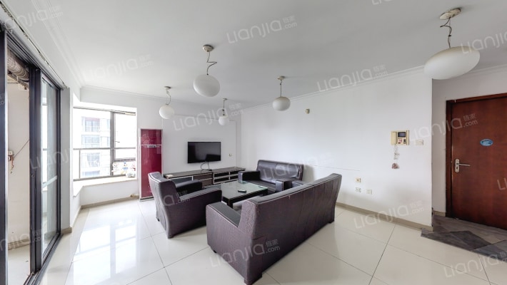 万科蓝山二手房实景图