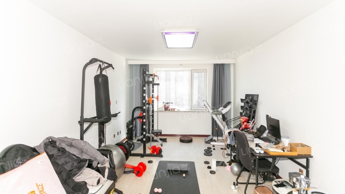 朝凤果品二手房实景图