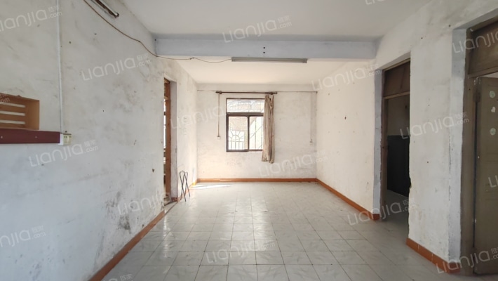 刘屋山小区二手房实景图