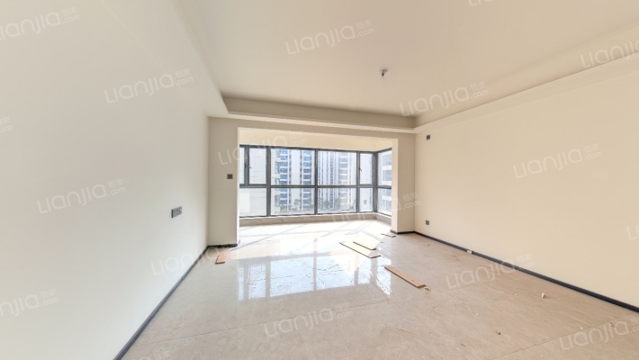 御龙半山龙腾苑二手房实景图