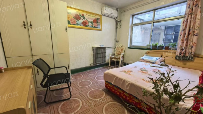 南站西小区二手房实景图