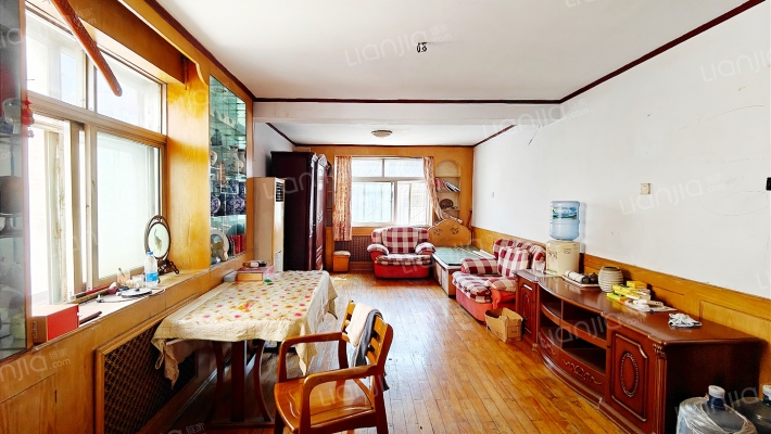 南关大街112号二手房实景图