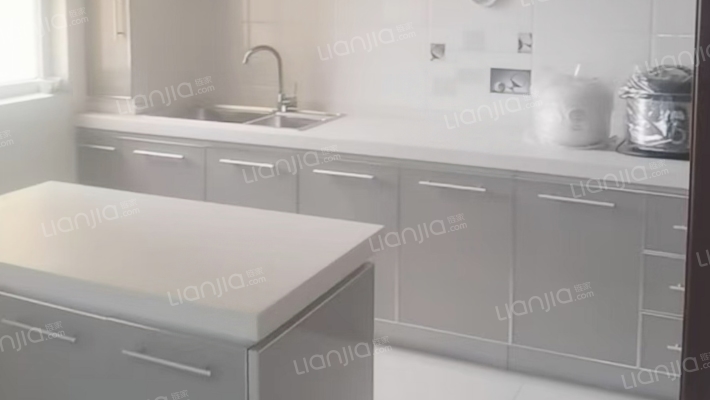 水岸花城 2室2厅 南 北-厨房