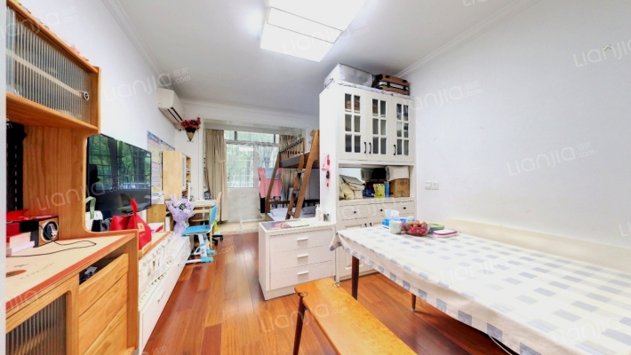 昭化东路200弄二手房实景图