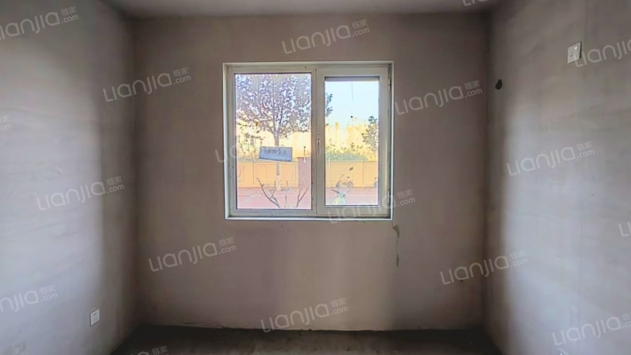 三利中和城C区户型好南北通透，位置好小区正中间位置-卧室B