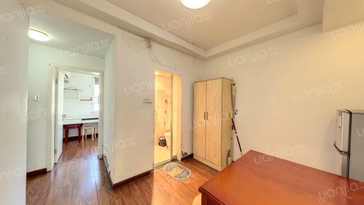 青年路小区二手房实景图