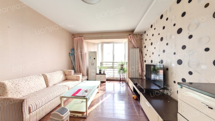 东城桃园二手房实景图