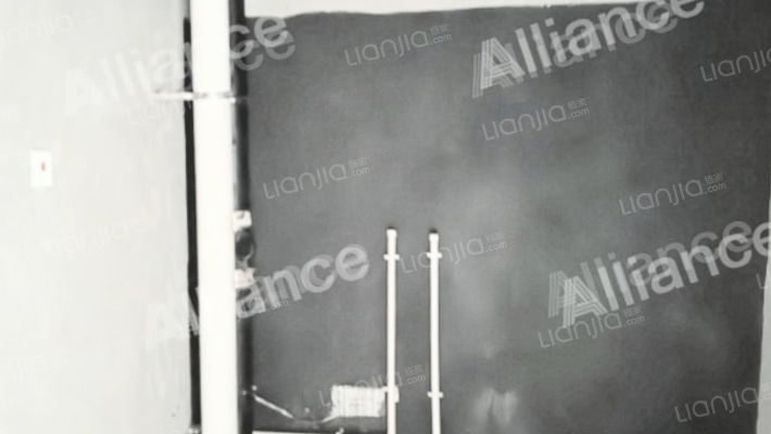 采光视野好，地上可停车方便，小区里有高层和别墅-卫生间A