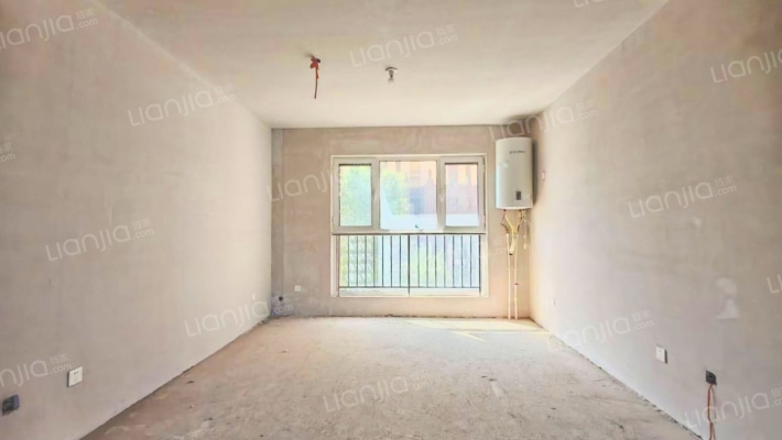 三利中和城C区好户型三居室  底层  价格合适-客厅