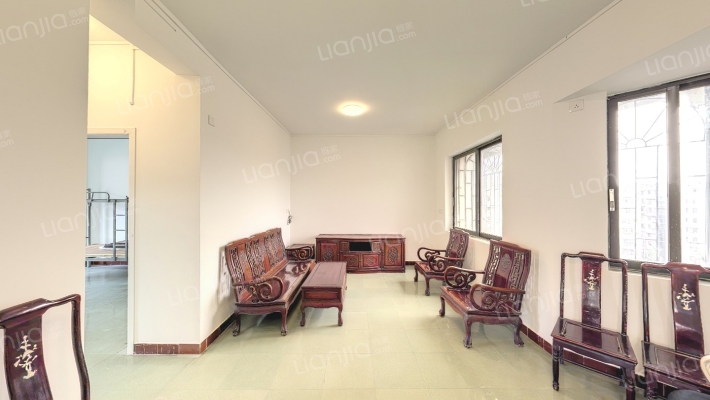 海珠教工新村二手房实景图