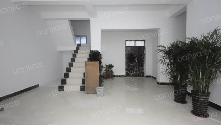 酒厂路1号二手房实景图