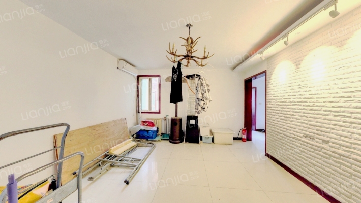 蓝天大厦二手房实景图