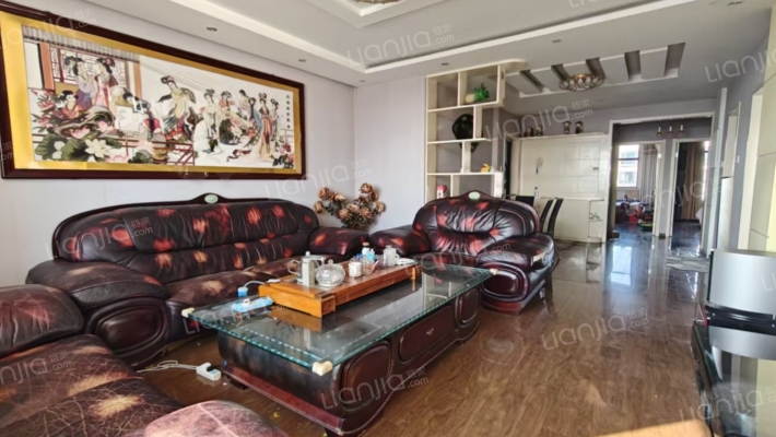 范阳路，一梯两户，小高层128平三居，110万可议-客厅