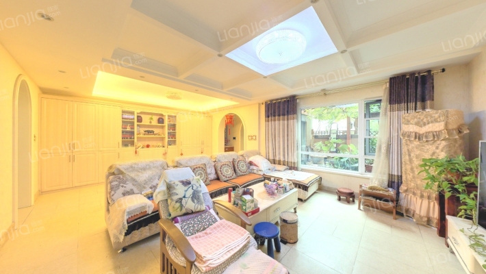 万科锦庐二手房实景图