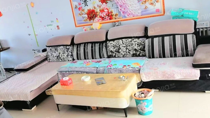 峰海小区二手房实景图