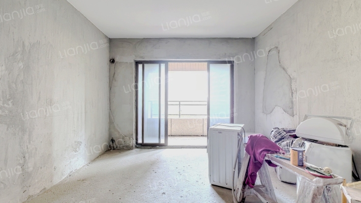 港航华庭二手房实景图